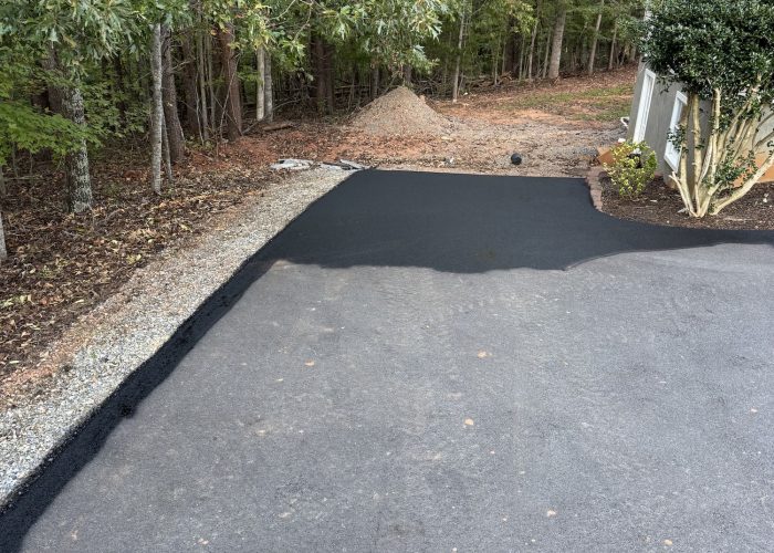 Affordable Asphalt Seal Coating Services in Beckley, W