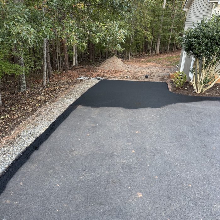 Affordable Asphalt Seal Coating Services in Beckley, W